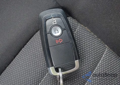 2017 Ford Edge Se z USA, uszkodzony, nr VIN 2FMPK3G97HBB93266